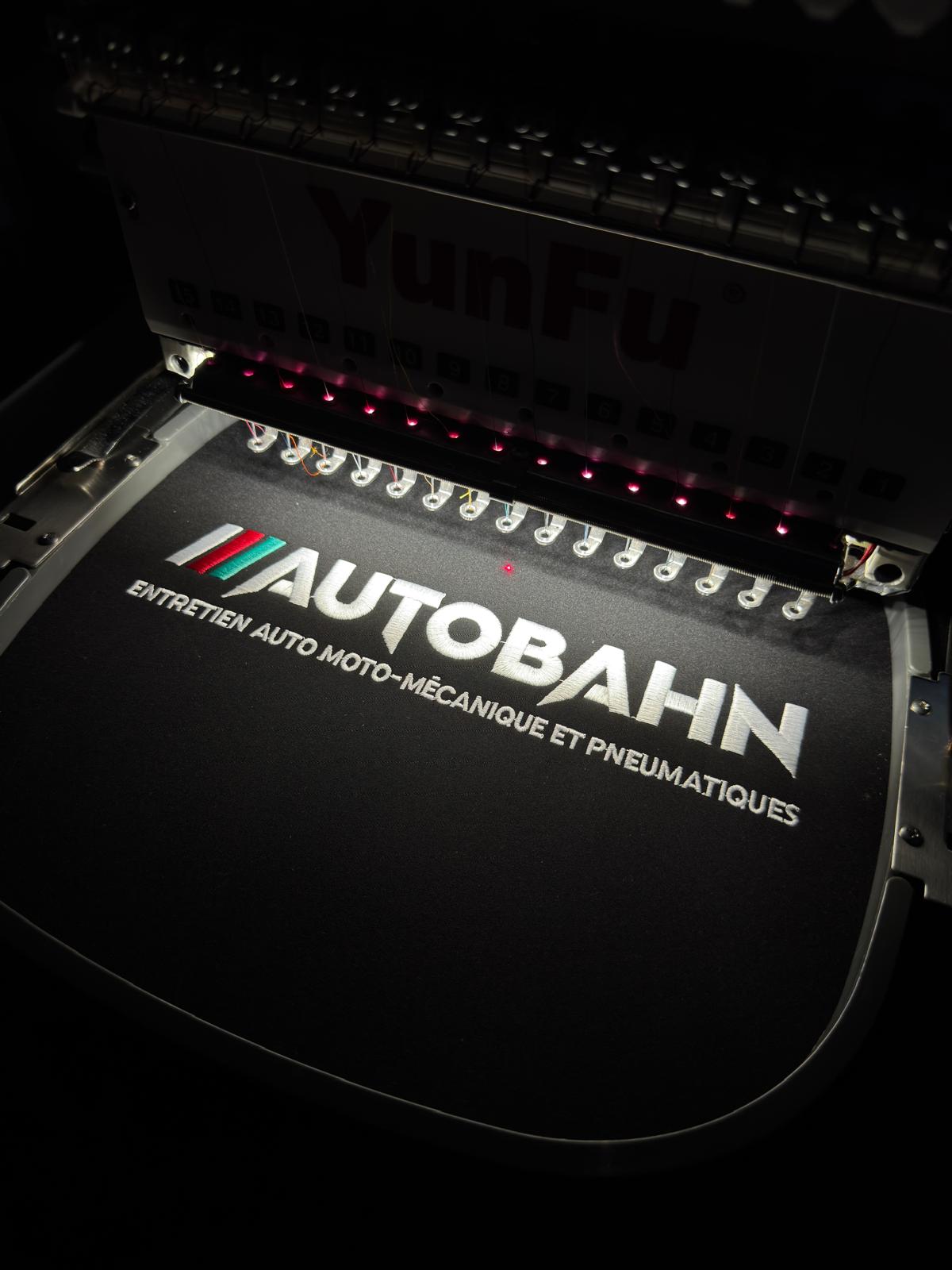 Broderie Autobahn en cours
